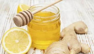 五种新的蜂蜜冲饮方法可以缓解排便和减轻体重